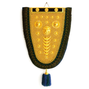 Traditional Mayilpeeli Nettipattam Wall Hanging – Kerala Temple Decor (2 Feet)